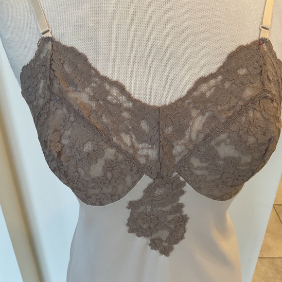 Hollywood Vassarette Slip Dress - Picture 4 of 8